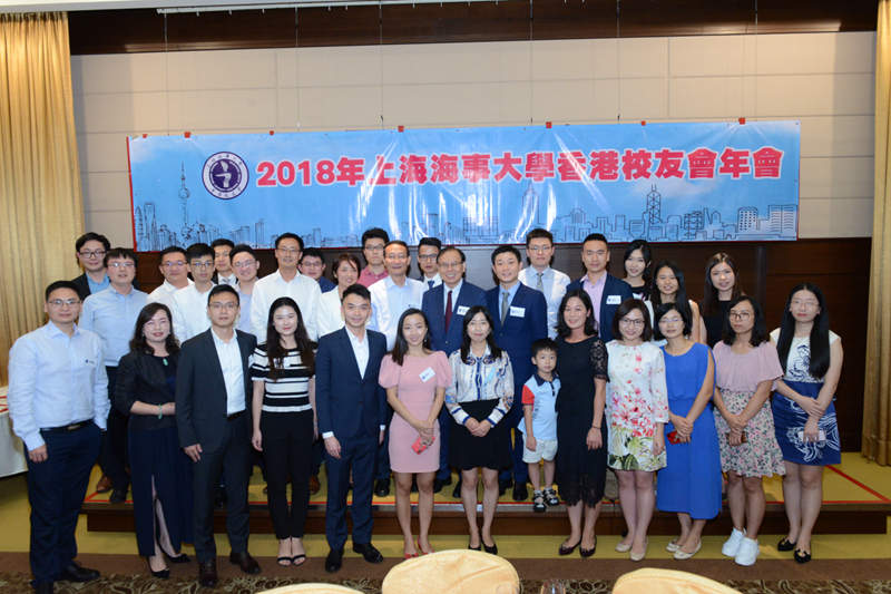 90年代与2000后入学校友合影 90年代与2000后入学校友合影