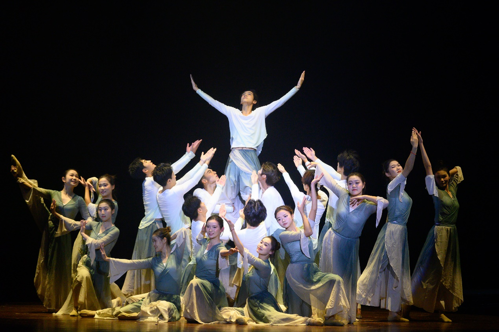 20231212064054144300.png 物流工程学院《新叶》