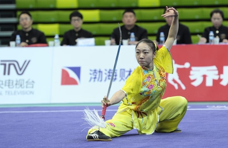 我校武术队学生郭梦娇在比赛中