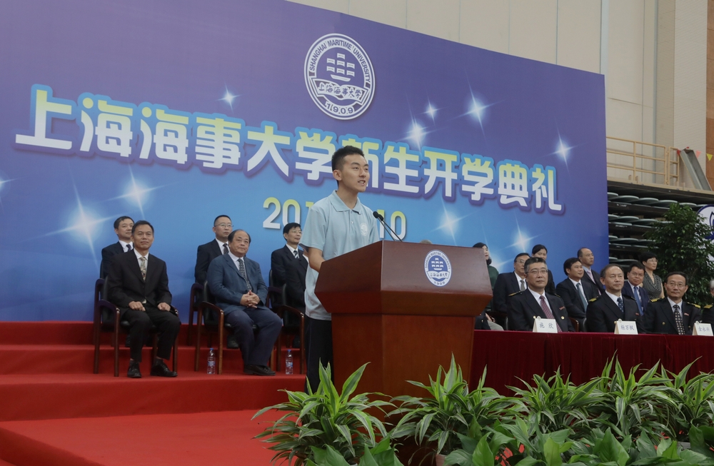 新生代表、经济管理学院工商管理专业翁祖望同学发言