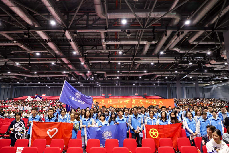 海大志愿者合影 海大志愿者合影