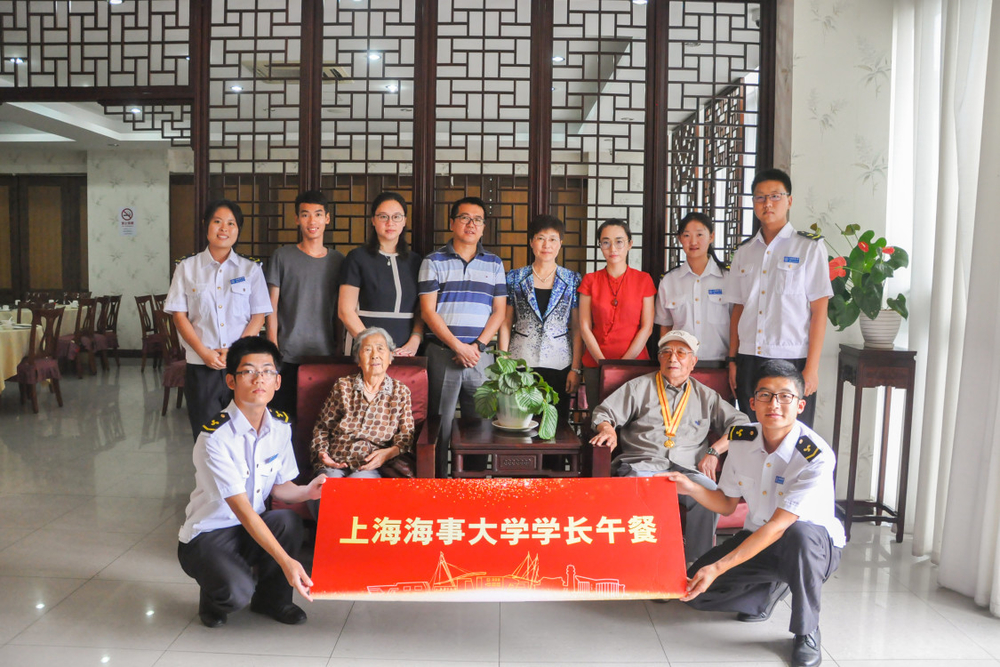 我校举行第四期“学长午餐”活动