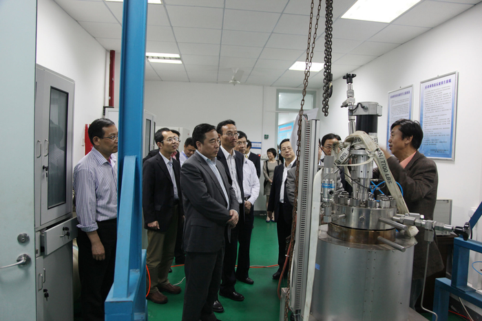 参观深海装备防护工程技术研究中心