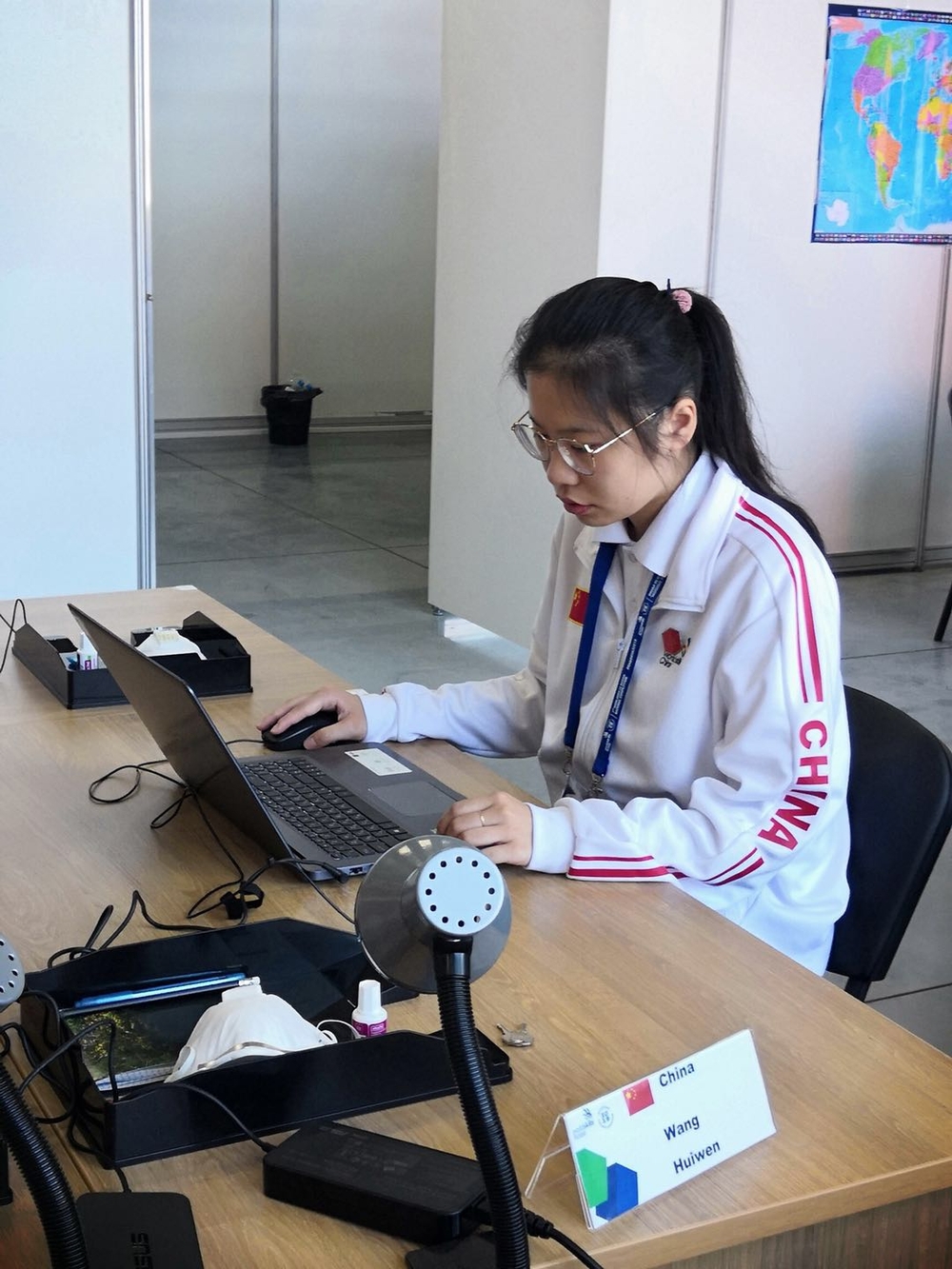 王慧文同学在比赛中