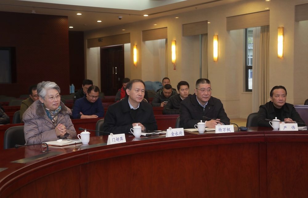 校党委书记金永兴致辞