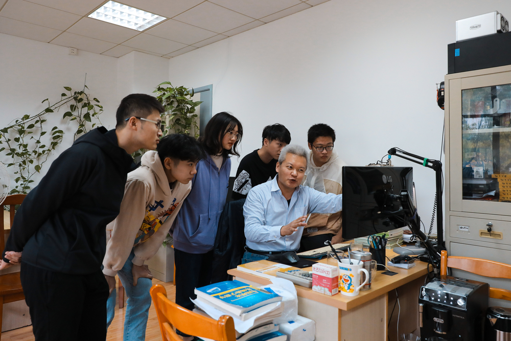 和同学们在一起 和同学们在一起