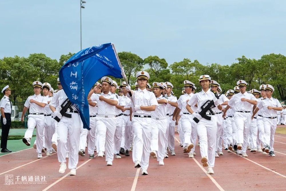 海洋科学与工程学院方阵