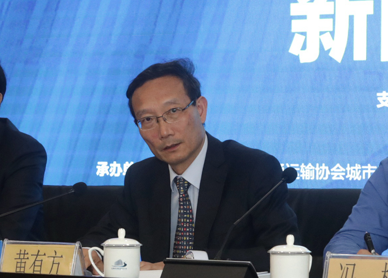 黄有方校长代表联合主办单位发言 黄有方校长代表联合主办单位发言