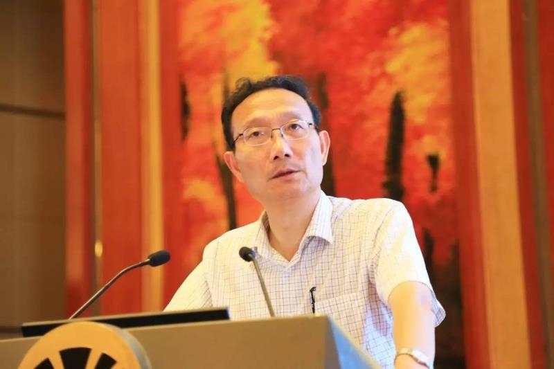 黄有方校长在研讨会上讲话