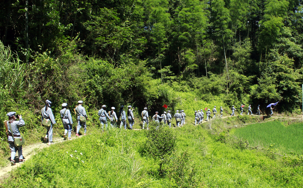 体验红军的一天情景教学