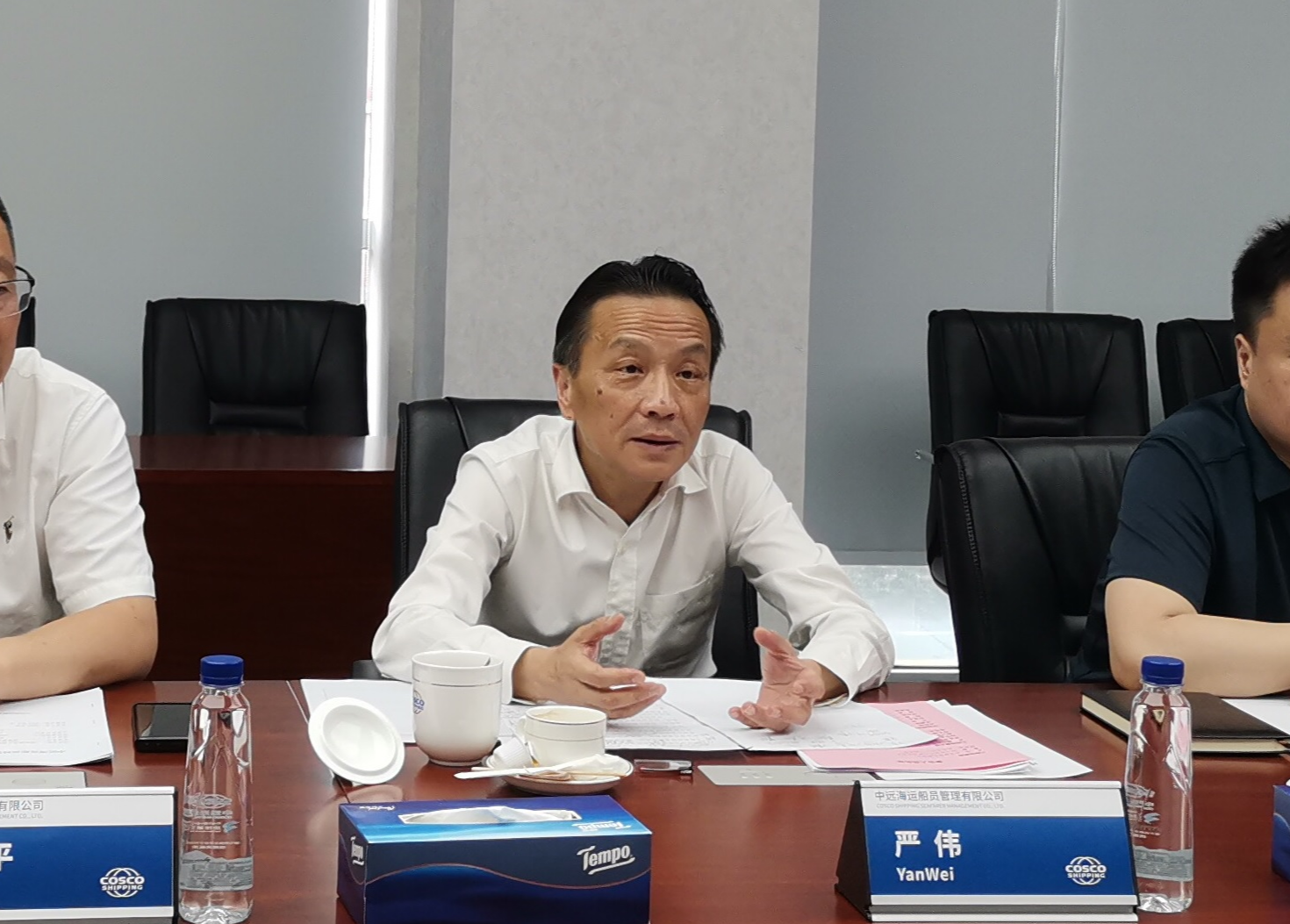 严伟副校长交流发言