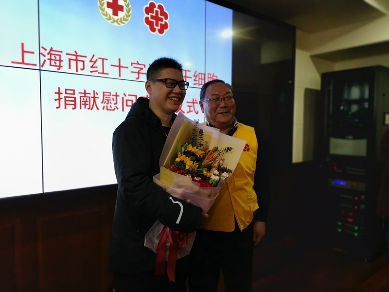 伯伯瞿玉龙是上海市第51例造血干细胞捐献者 伯伯瞿玉龙是上海市第51例造血干细胞捐献者