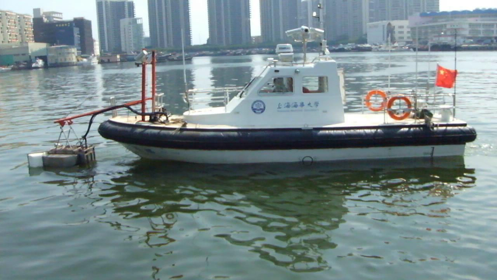 低速收油航行