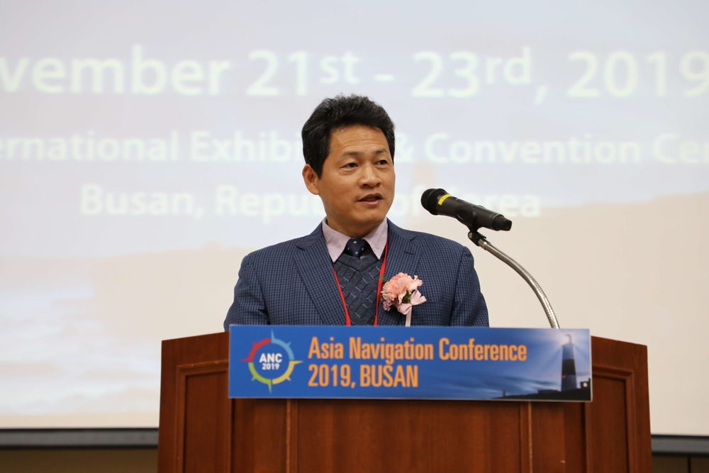 卓永强教授发言