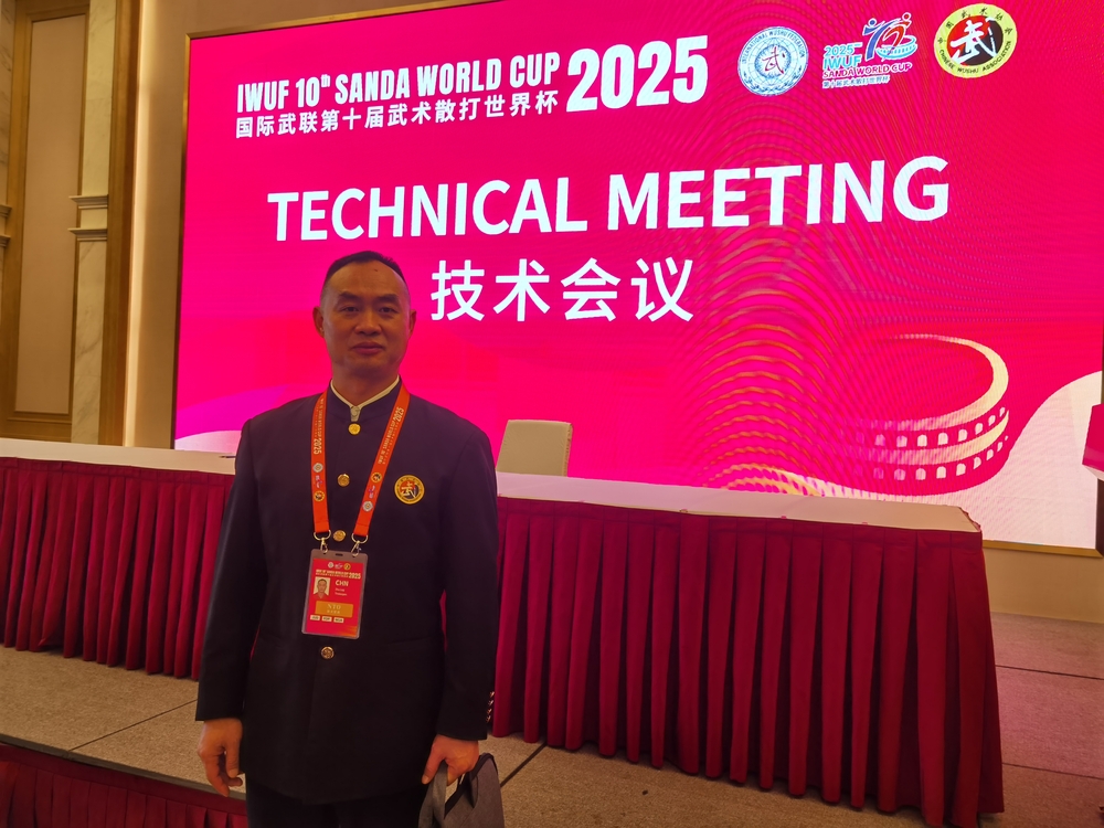 20250412115537278700.jpg 体育教学部周乐其老师