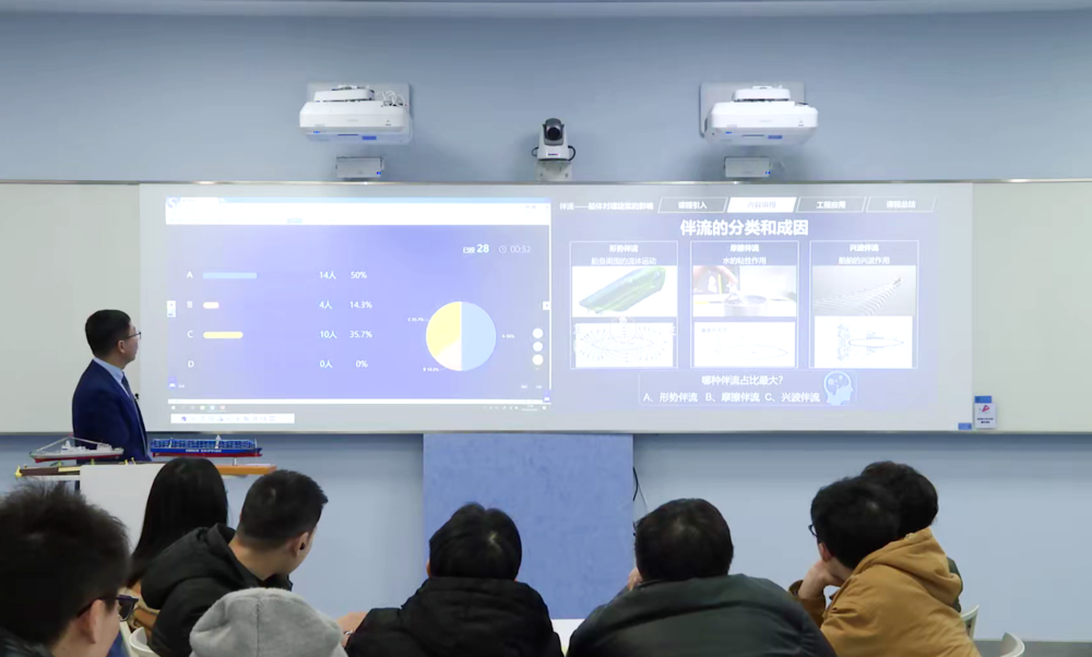 20240819024338855400.png 竞赛现场