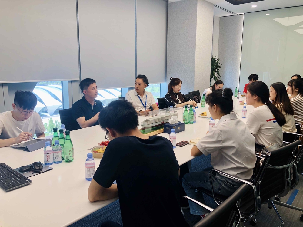 师生前往“企业家辅导员”所在公司开展“知行港航”2021暑期社会实践调研