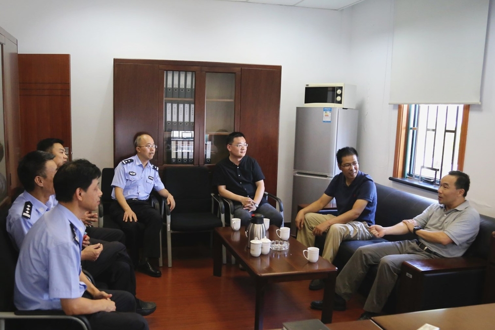 王海威副书记走访临港高校派出所