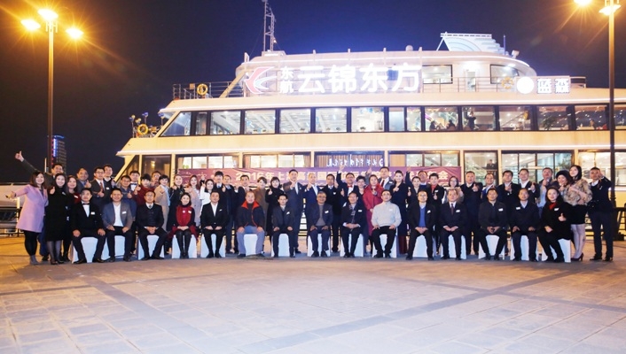 校友代表合影 校友代表合影