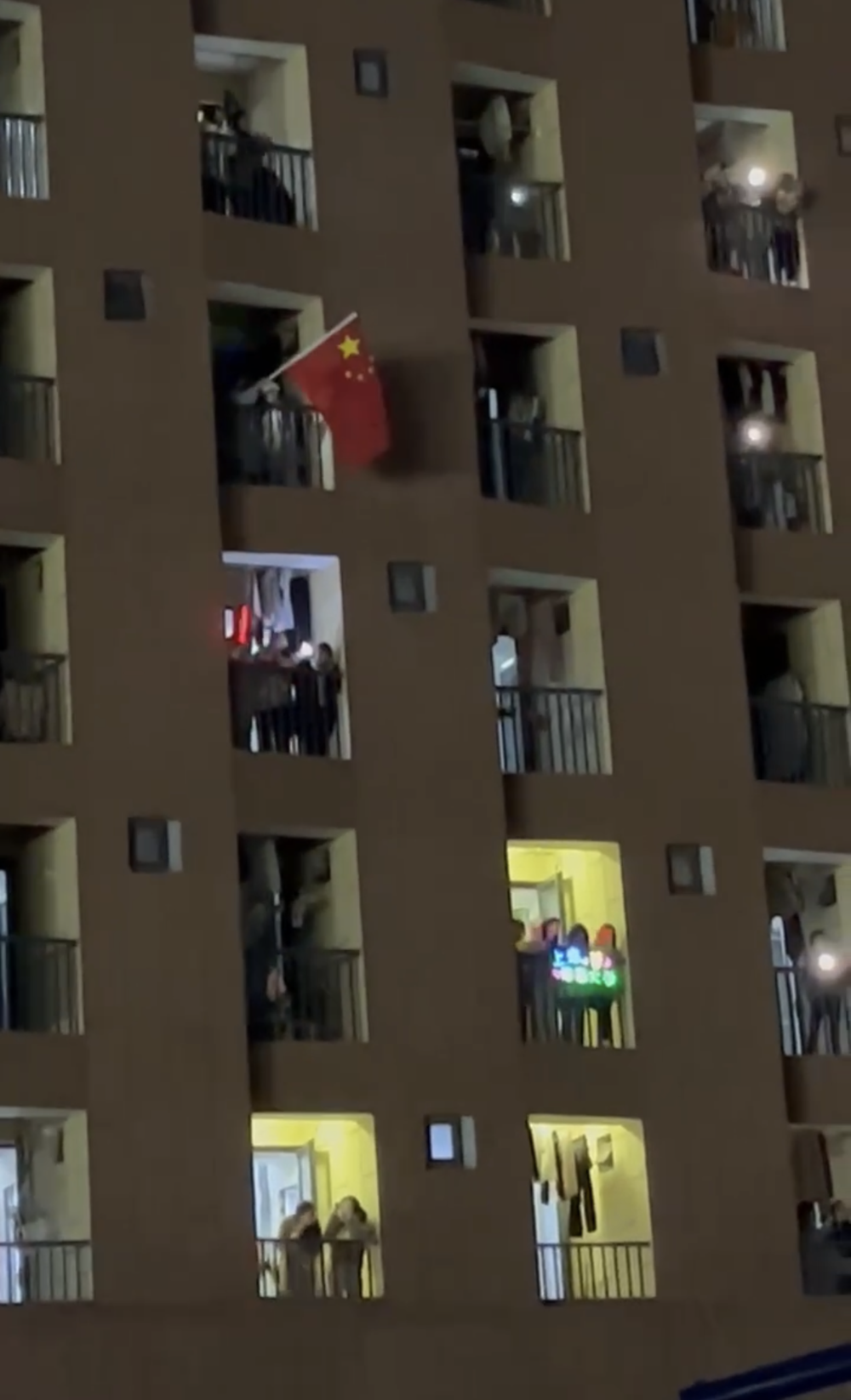 阳台音乐会现场