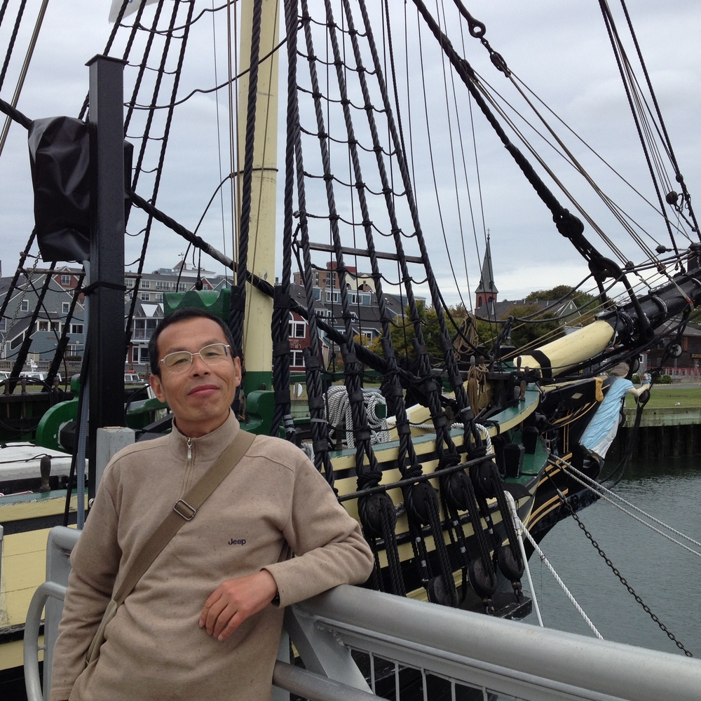 顾伟老师在波士顿港