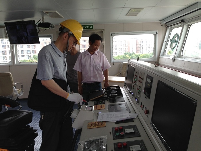 2015年7月,项目组对“吴淞”号进行系统测试 2015年7月,项目组对“吴淞”号进行系统测试