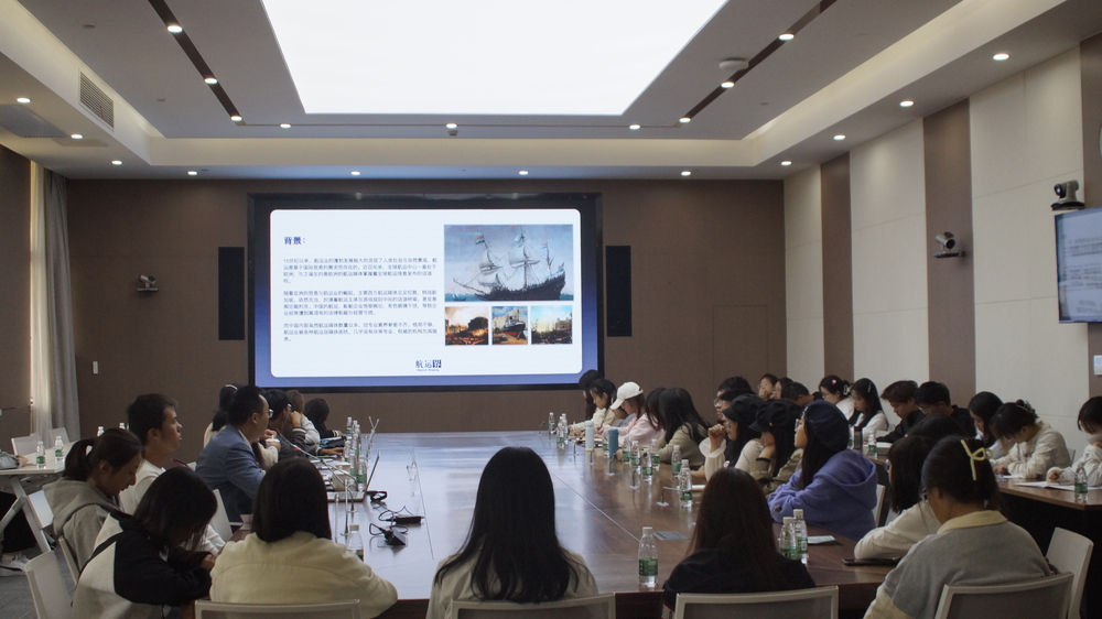 20231025135330705300.jpg 校友讲堂齐银良校友作主题报告