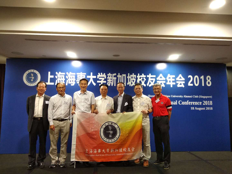 60、70年代入学校友合影 60、70年代入学校友合影