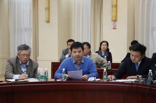 教师代表马克思主义学院王达山老师发言 教师代表马克思主义学院王达山老师发言