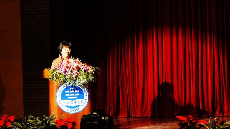 “兵妈妈”王仁华女士代表新兵家长发言