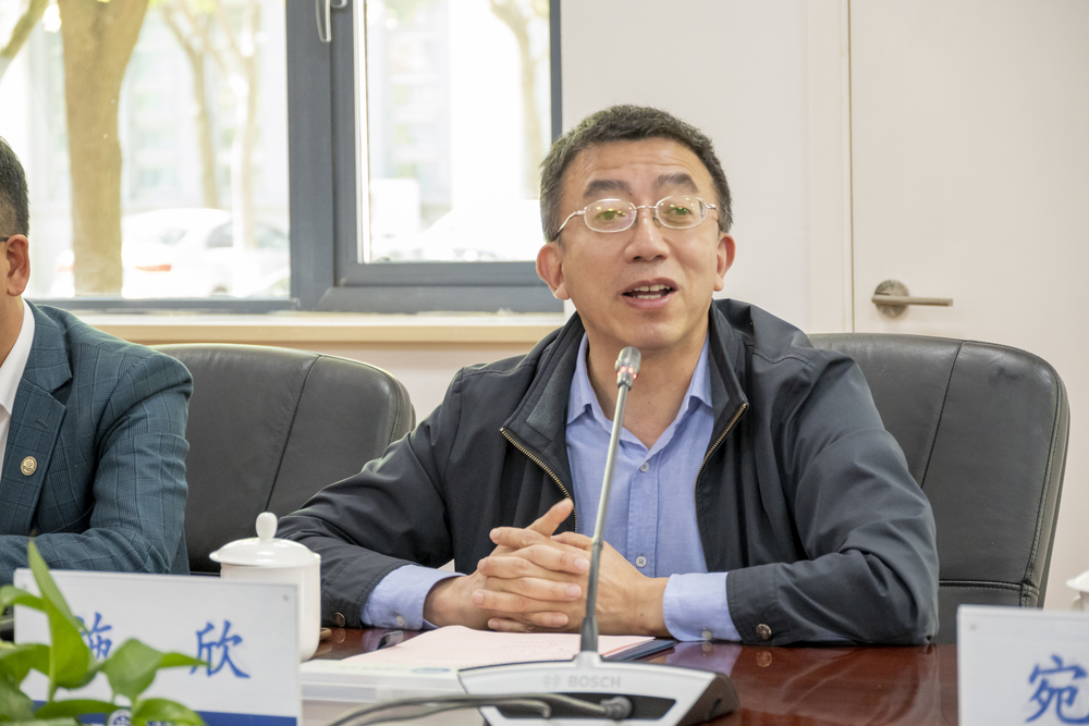 施欣副校长讲话