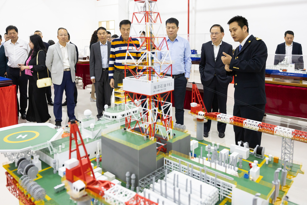 参观泉州海洋学院