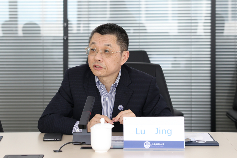 20230615135245371500.jpg 陆靖校长讲话