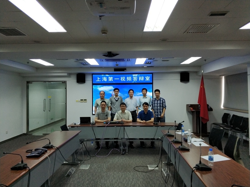 在答辩现场 在答辩现场