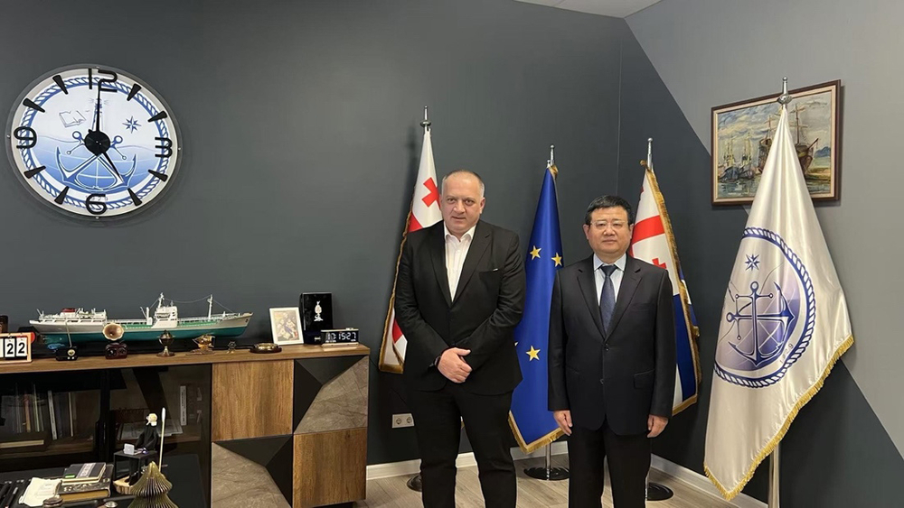 20241210112206582800.jpg 会见格鲁吉亚巴统国立海事大学舒塔•科卡巴泽(SHOTA kakabadze)副校长
