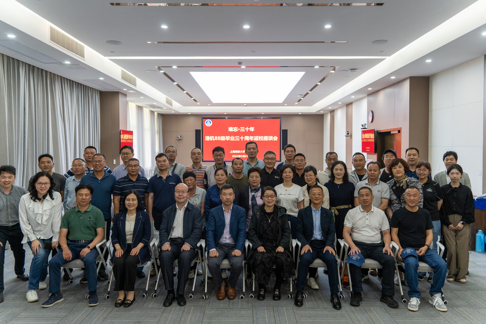 20230523070823075600.jpg 合影留念