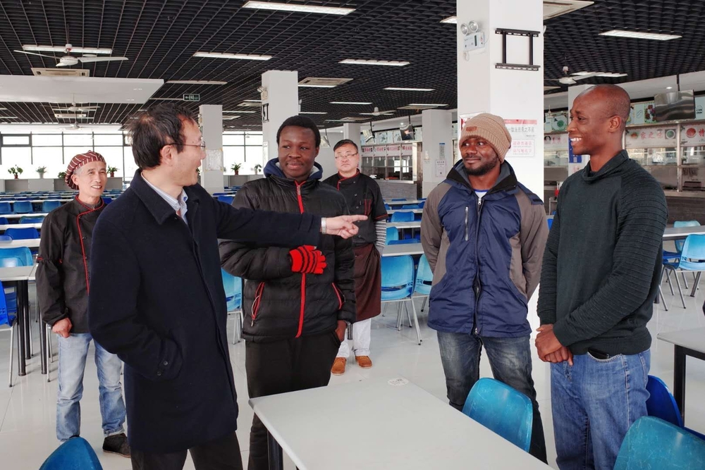 与留学生交流假期生活情况