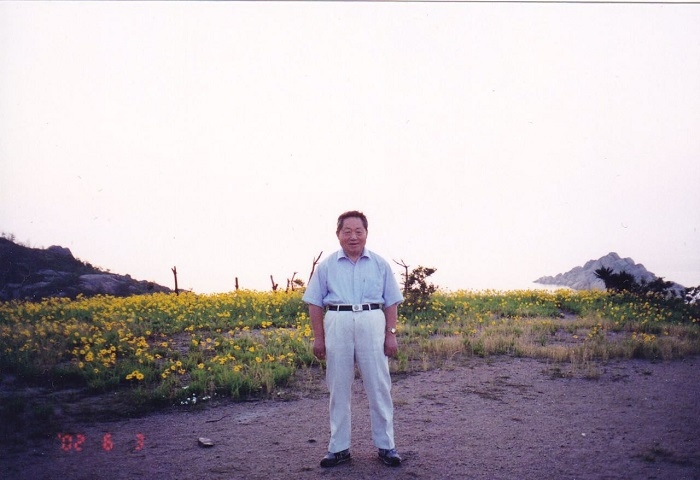 钱淡如先生