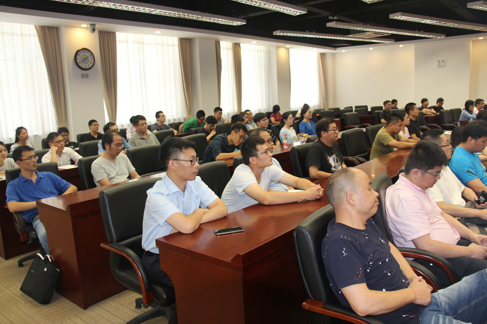 2017级MEM新生参加学术讲座