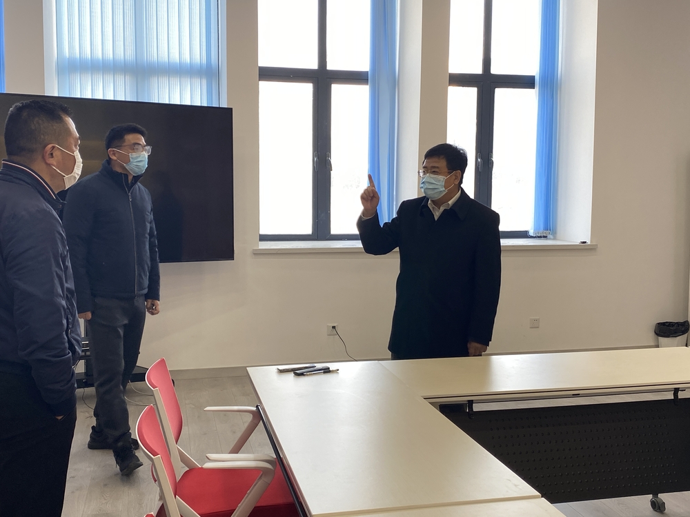 宋宝儒书记对学生服务中心大修工作作指示