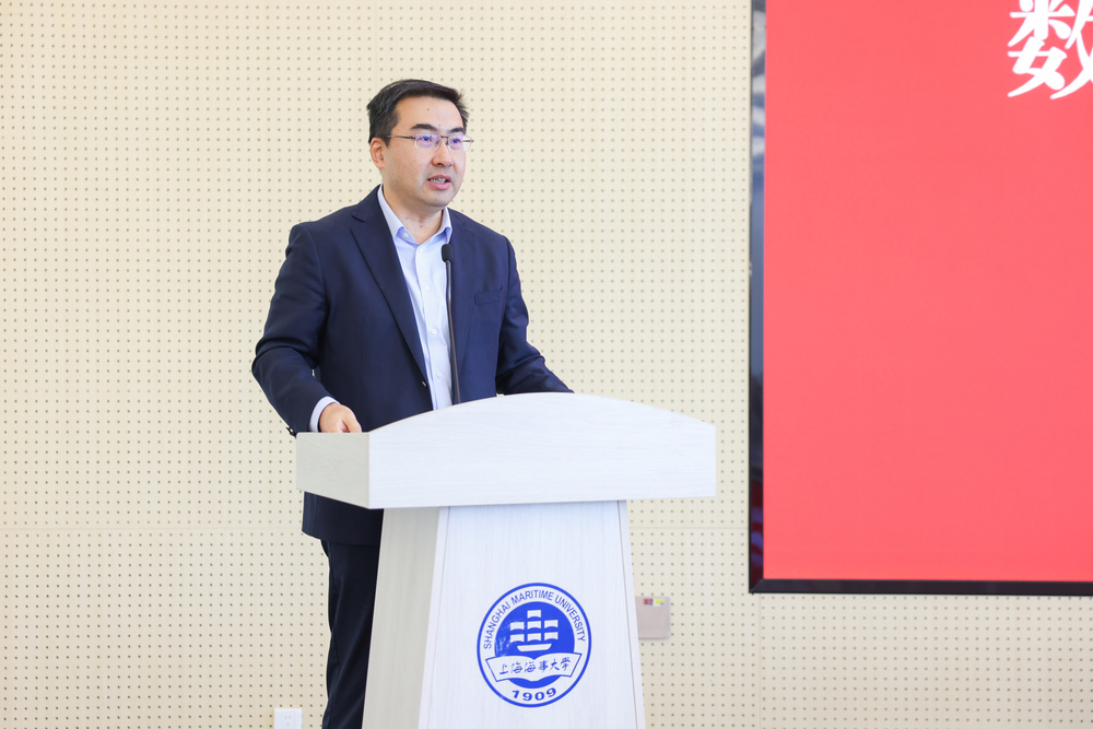 杨斌作交流发言