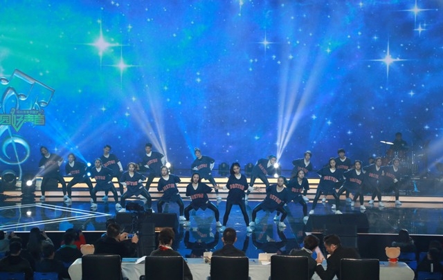 海事大学啦啦操队表演节目 海事大学啦啦操队表演节目