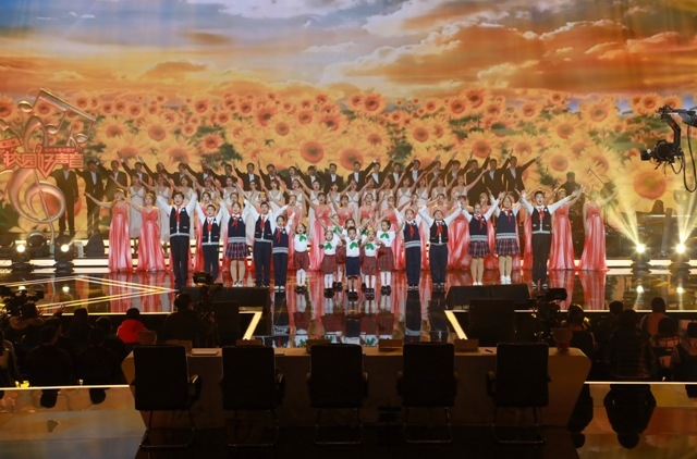 海事大学合唱团拉开决赛序幕 海事大学合唱团拉开决赛序幕