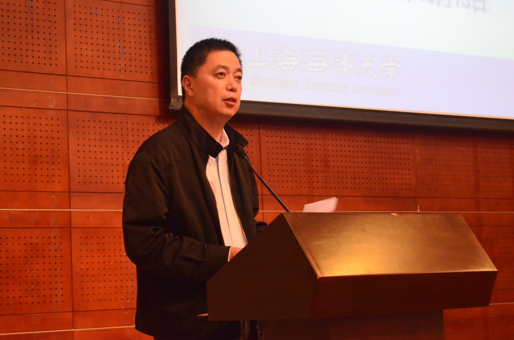 孔凡邨副校长致欢迎辞