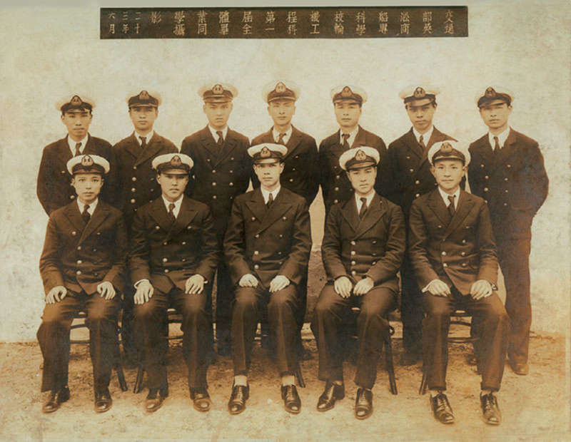 轮机工程科第一届全体毕业同学摄影（1934年6月）