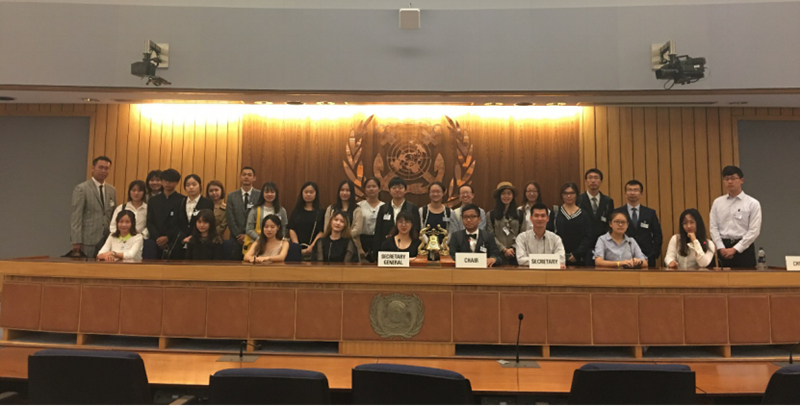 参观IMO(英国索伦特大学暑期学习项目) 参观IMO(英国索伦特大学暑期学习项目)