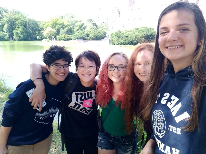 学生在德国汉堡工业大学(爱因斯特海外实习项目) 学生在德国汉堡工业大学(爱因斯特海外实习项目)