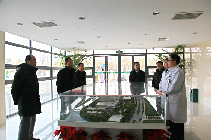 参观东院沙盘模型 参观东院沙盘模型