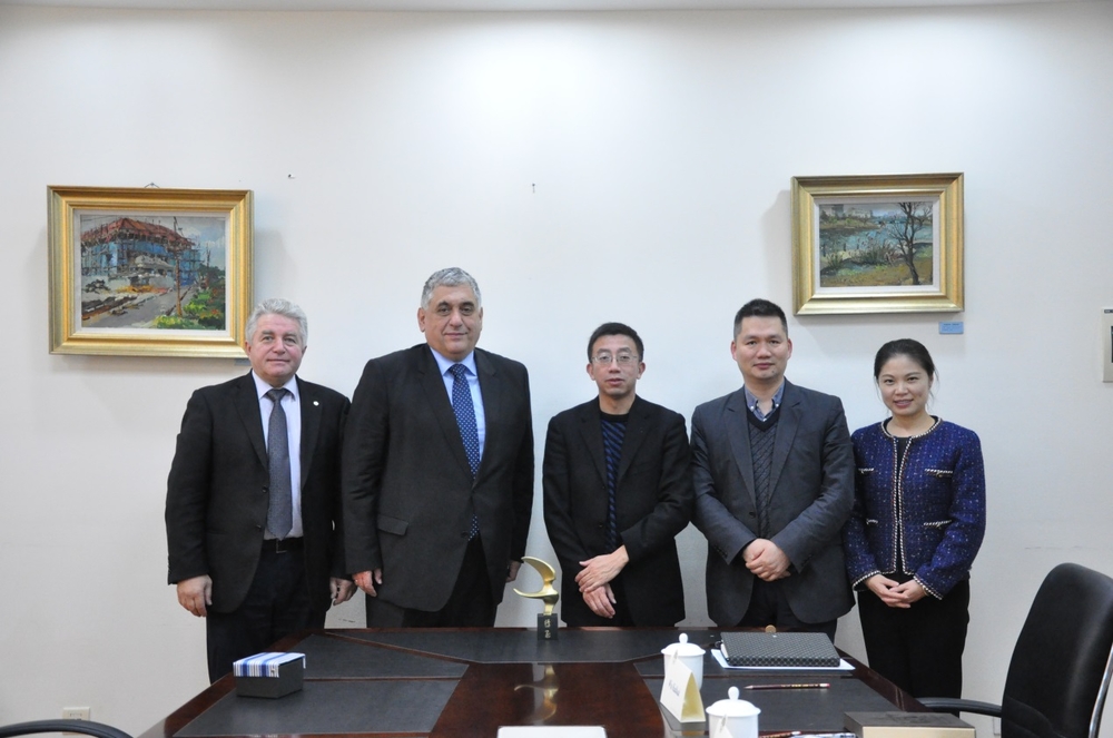 保加利亚尼古拉•瓦普察洛夫海军学院校长一行来校访问