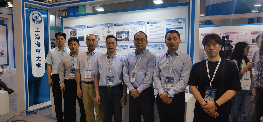 20240619010303016200.jpg 学校展台现场